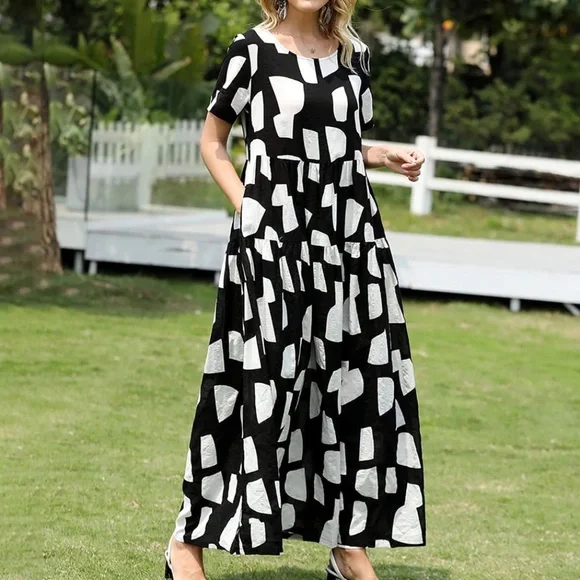 Dress - Picture 2 of 2